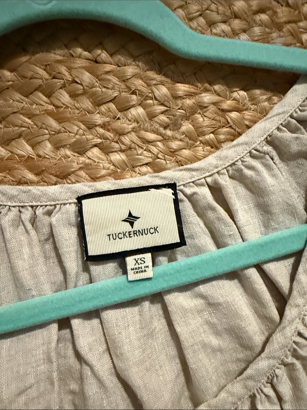 Tuckernuck Linen Set - Picture 4 of 4